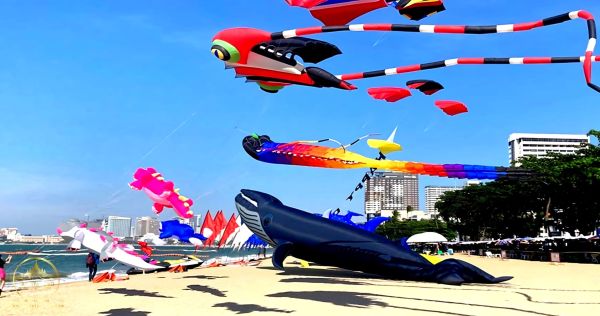 KITE ON THE BEACH PATTAYA